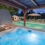 Feriehus Stunning In With Sauna Tinjan